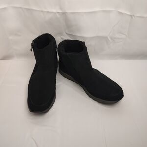 SOLD!Lands End Womens Boot Size 11B Black Suede Zip Up Winter NICE!